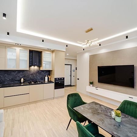 キシナウLuxury Oasis Flatアパートメント エクステリア 写真