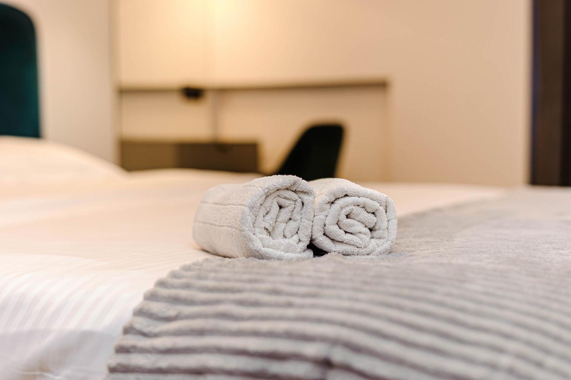キシナウLuxury Oasis Flatアパートメント エクステリア 写真